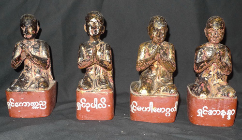 Set of 4 sawoks nats Set of 4 sawoks nats