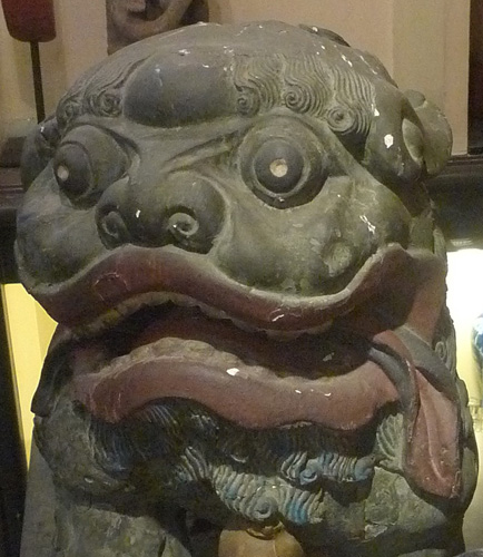 Pair of foo dogs L2680-UM
Pair of foo dogs
Status : Available
Click on picture for enlarge