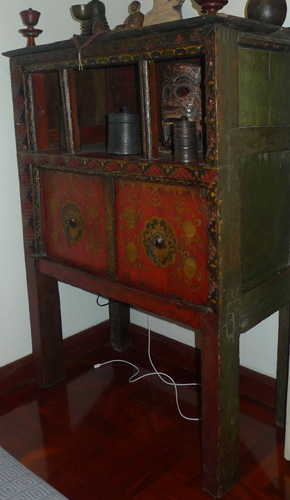 Temple cupboard L6420-HS
Temple cupboard
Status : Available
Click on picture for enlarge
