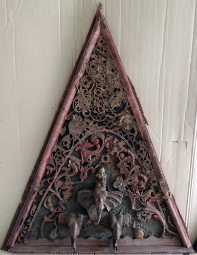 L7090-UL
Triangle temple pediment
Status : Available
Click on picture for enlarge