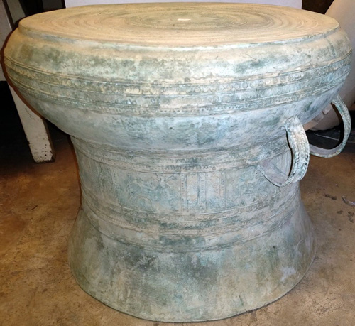 L7900-EA
Rain drum w. old patina
Status : Inquire
Click on picture for enlarge