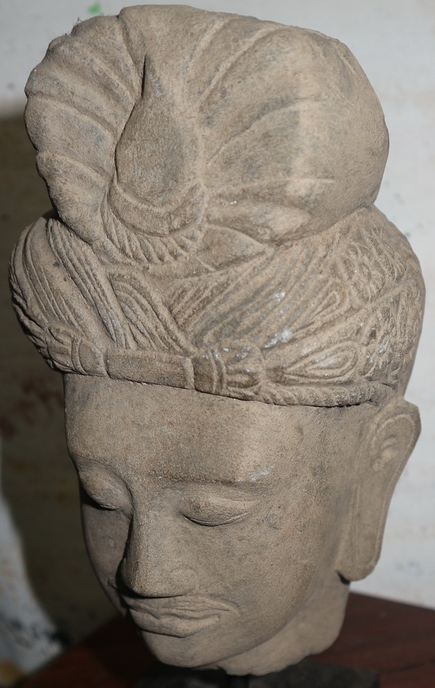 Gandharan Buddha's head