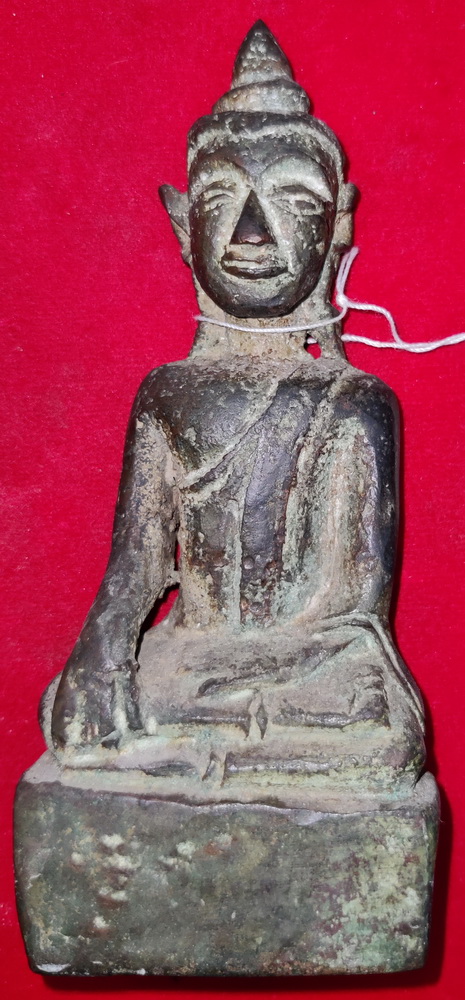 Lao Buddha giant amulet