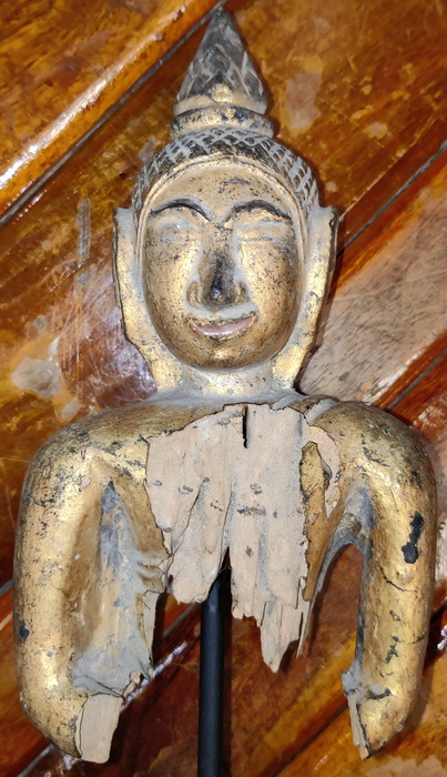 Buddha's Chiengsen head and torso