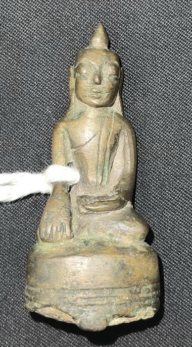 Big Lao Buddha amulet