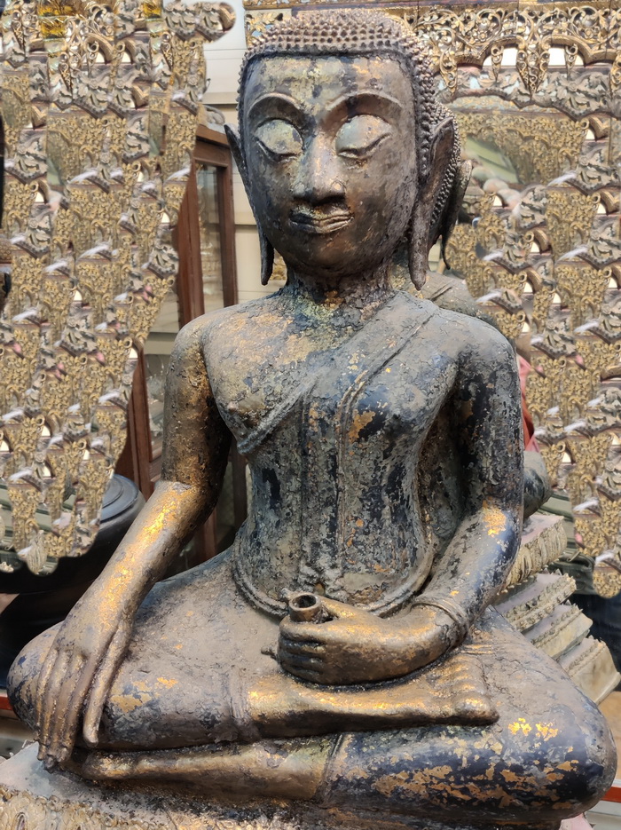 Ayutthaya Buddha as a monk on base