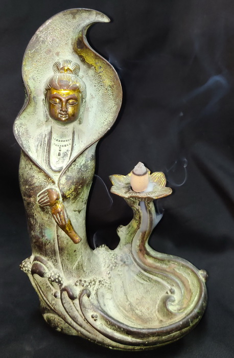 Kwan Yin as an incense burner