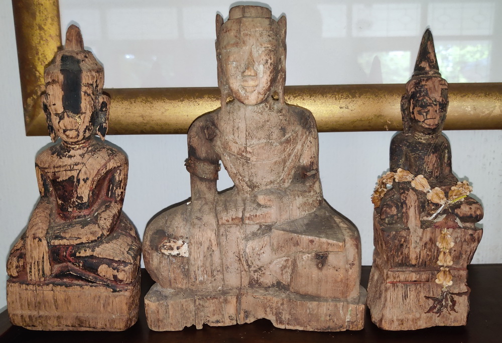 Set of 3 folk Shan Buddha