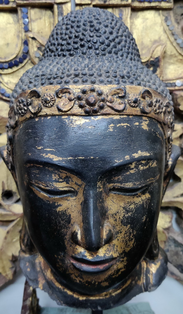 Mandalay Buddha head