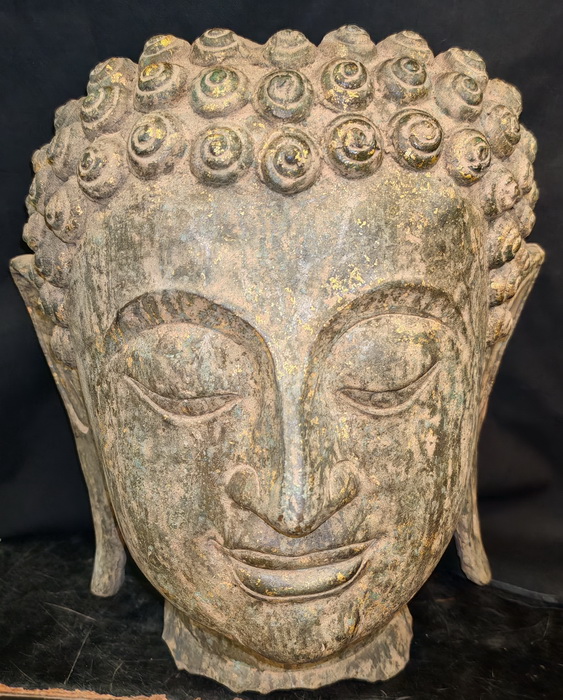 Chieng Sen Buddha head - hollow