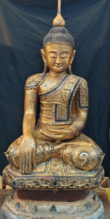 Giant Shan Buddha