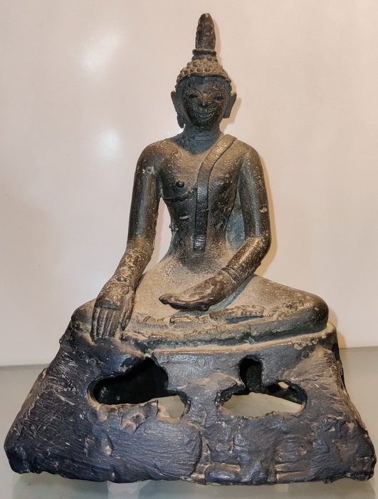 Folk Lao Buddha