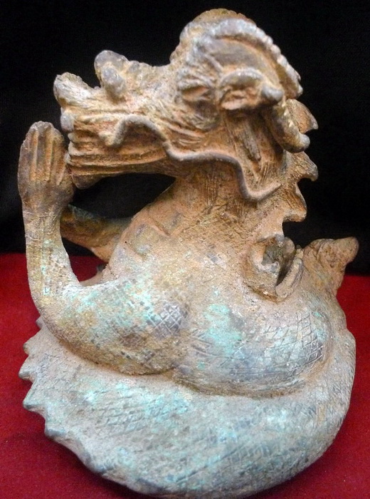 Praying Mangkorn dragoon